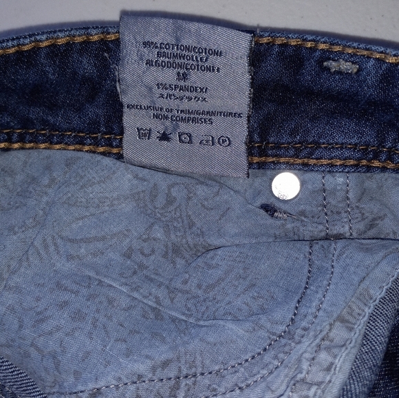 Silver Jeans "Aiko Bootcut" Size 31/31. - Picture 8 of 8
